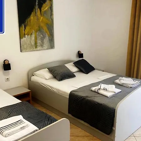 布比别墅公寓 *