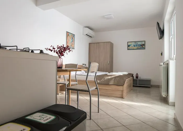 Bubi Apartment *